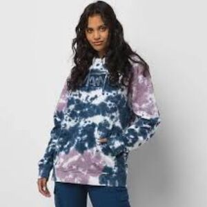 Vans Reverse Applique Pullover Hoodie in Elderberry Dress Blues
